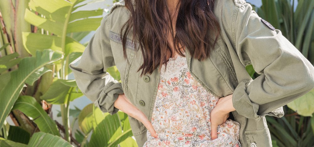 Comment porter le pantalon à imprimé floral ?