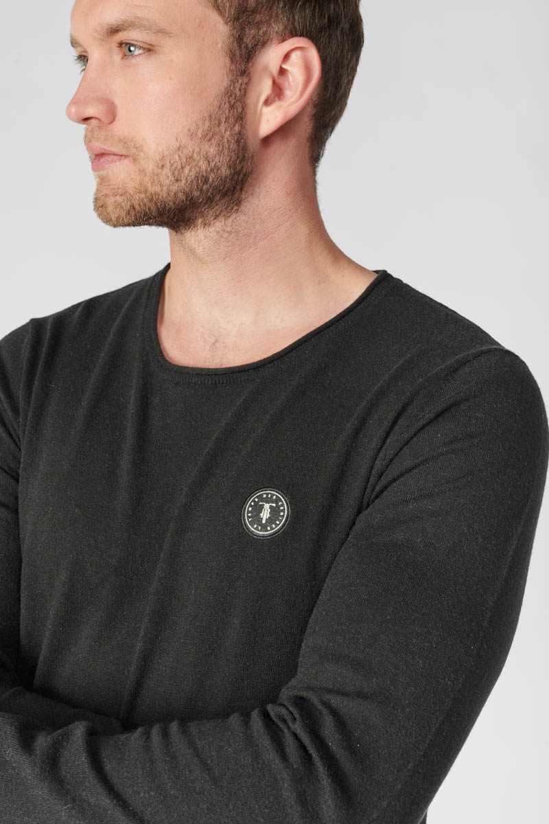 Terry black pullover