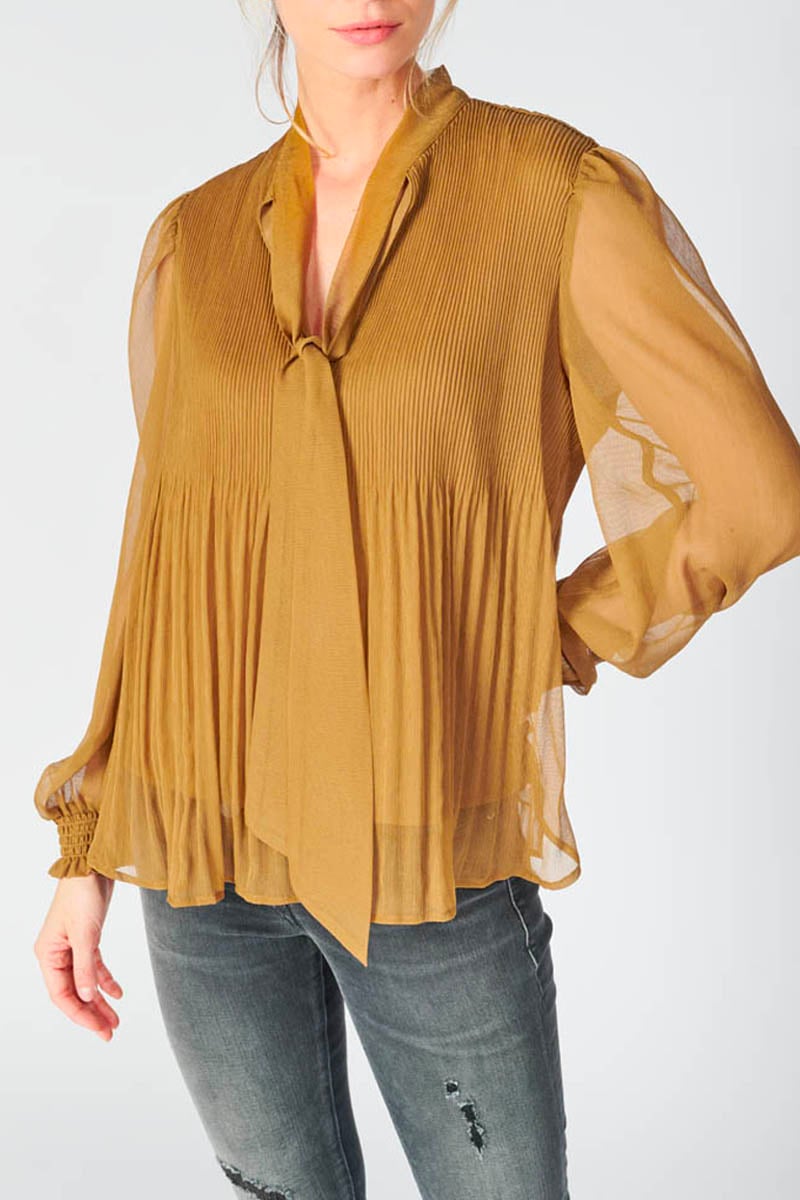 Caramel Opera blouse