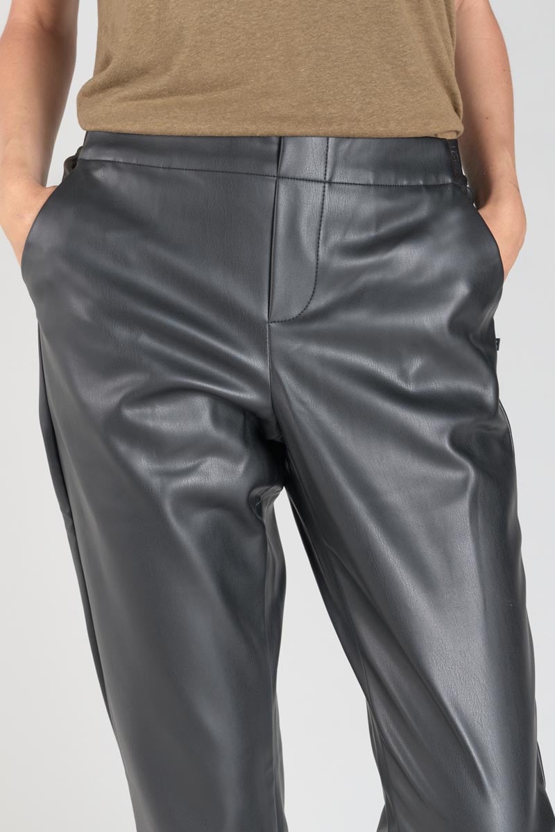 Pantalon Mineta en simili cuir noir