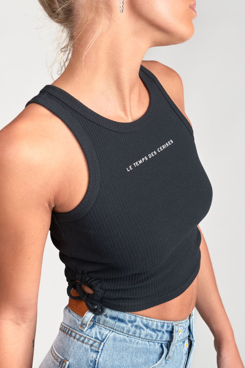 Black Maragi crop top