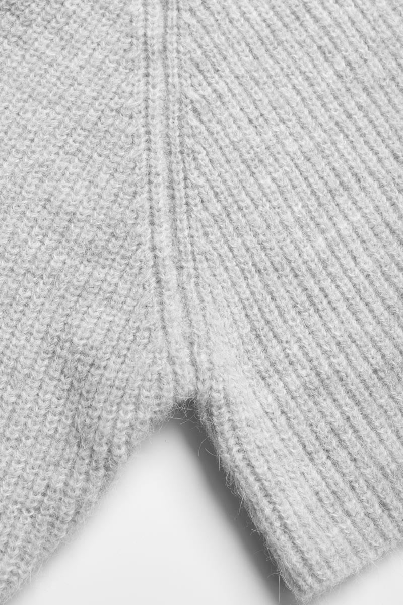 Light grey Saiagi jumper