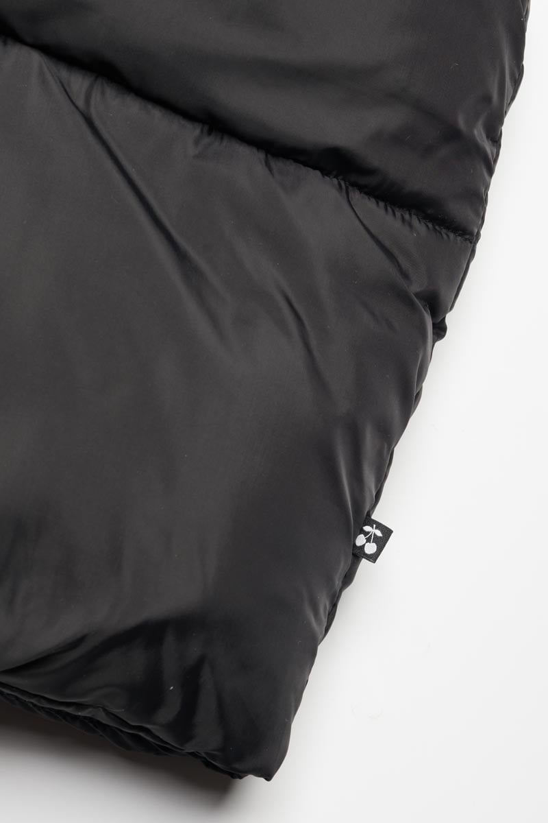 Wynagi black sleeveless down jacket