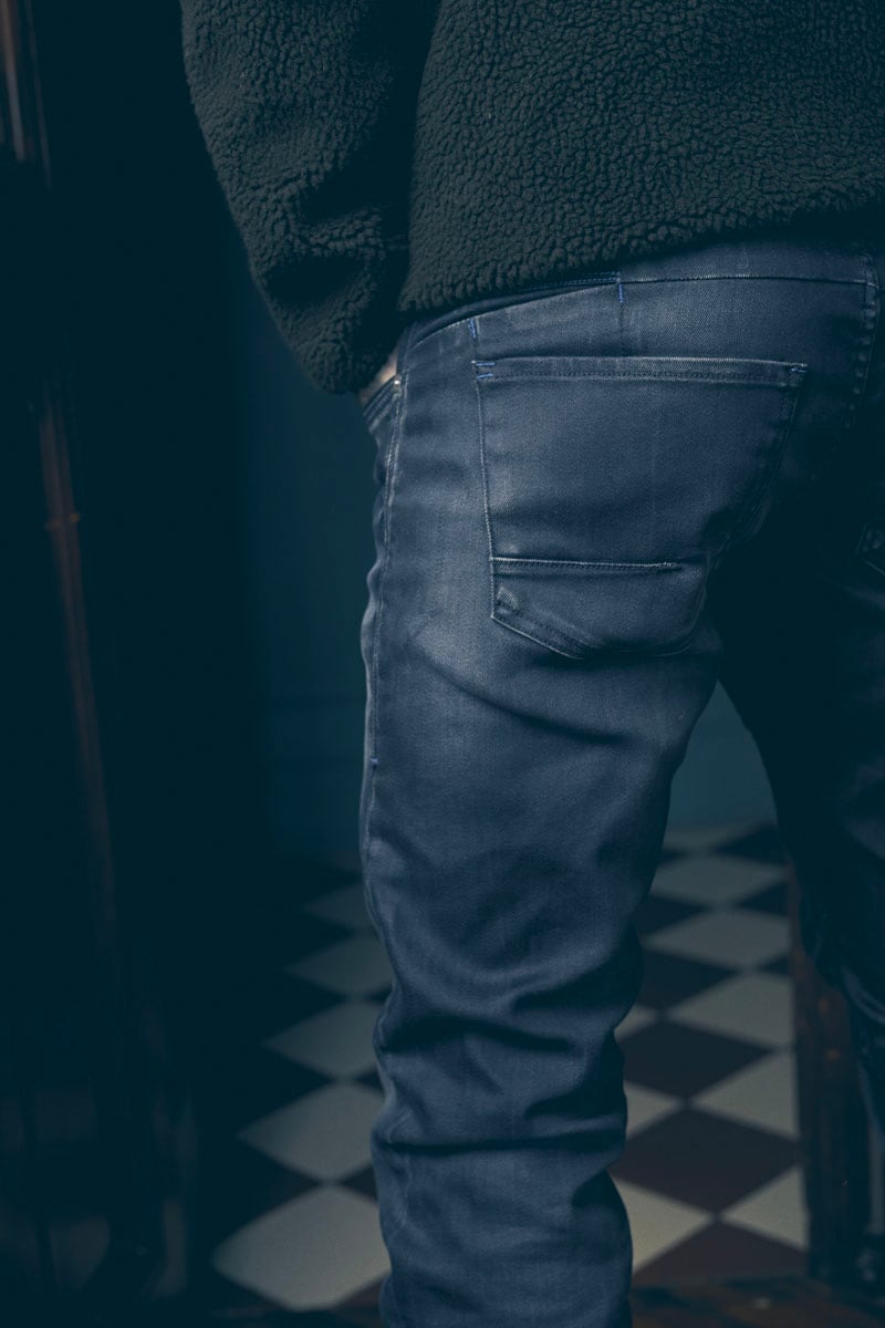 Jeans 700/11 adjusted Musset enduit bleu-noir N°3