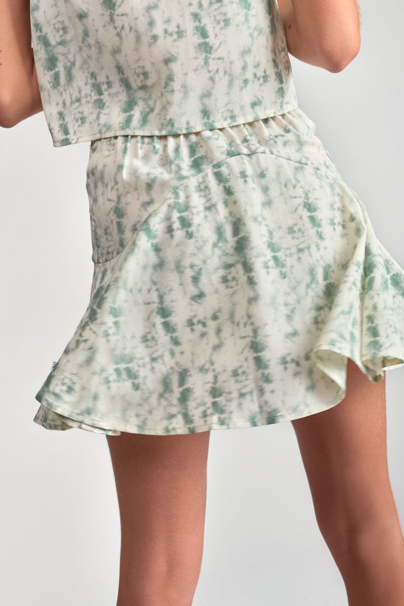 Merilgi skort with tie-dye pattern