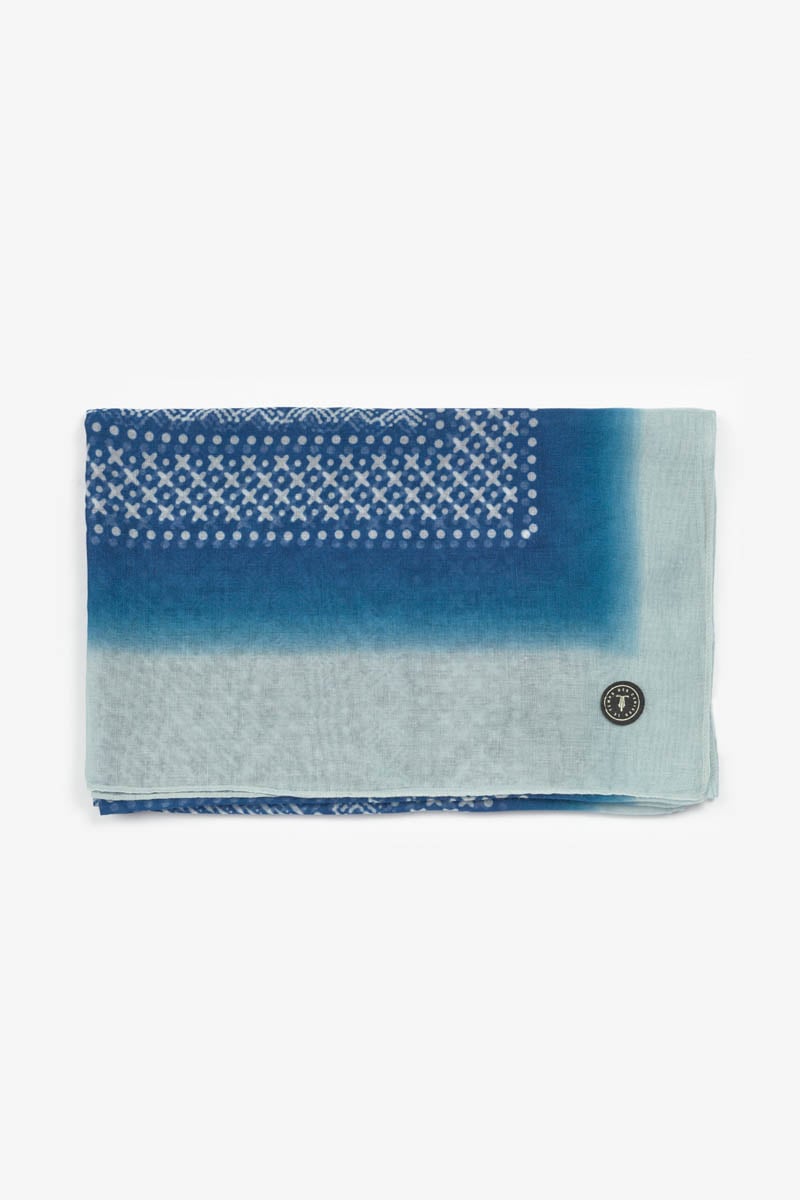 Blue patterned Mikor scarf