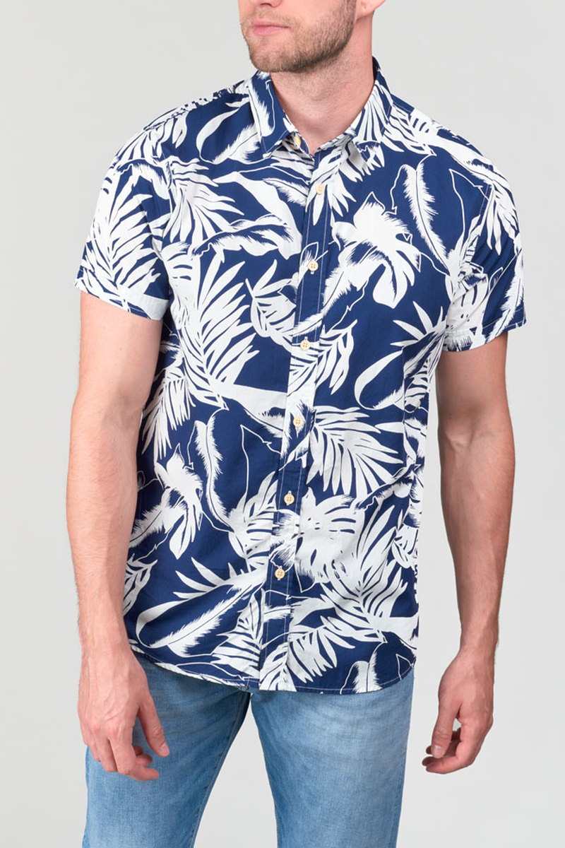 Navy blue Ruti shirt with a jungle pattern
