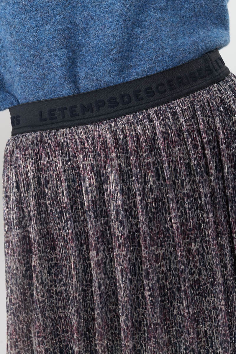 Amous long skirt with silver iridescent animal motif