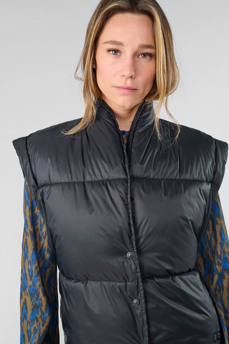 Kiko black sleeveless padded jacket