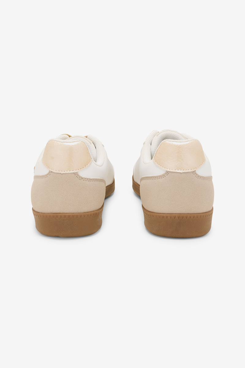 Baskets Palma blanches