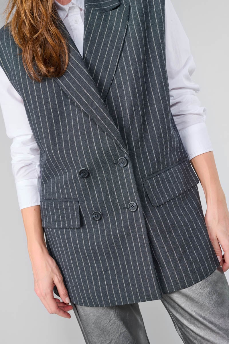 Tillin grey sleeveless blazer jacket