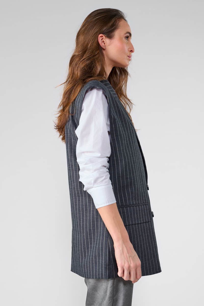 Tillin grey sleeveless blazer jacket