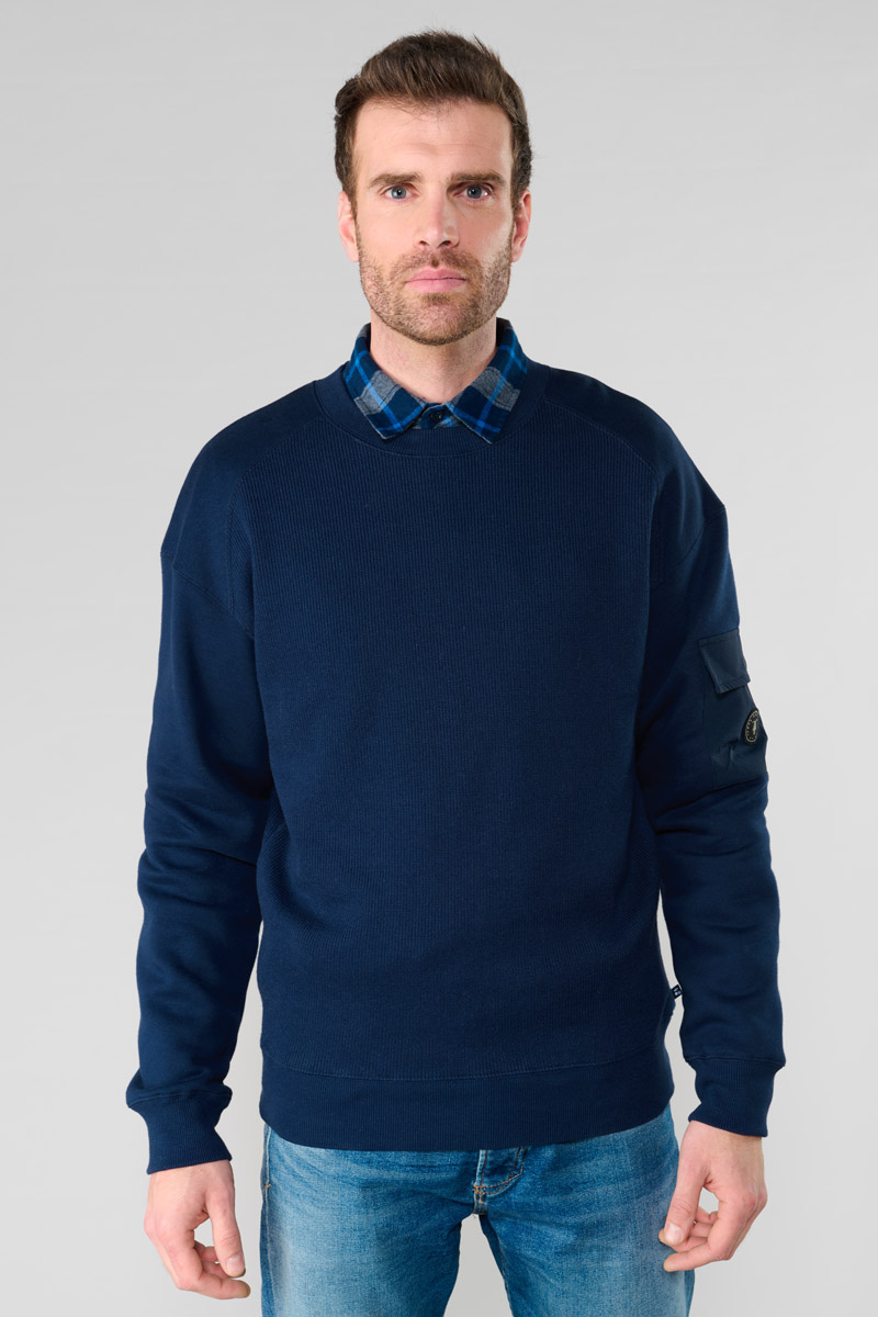 Abisal navy sweater