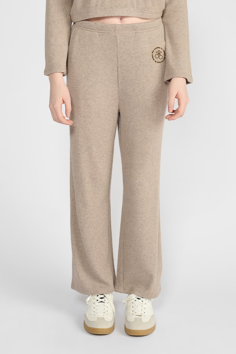 Arizegi pants in beige knitwear