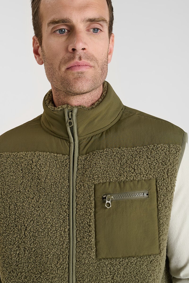 Elso sleeveless jacket