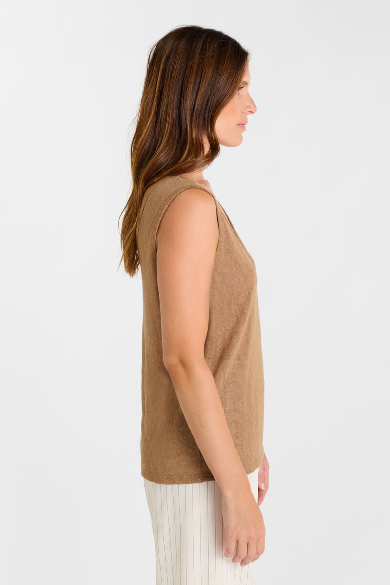 Haneia tank top