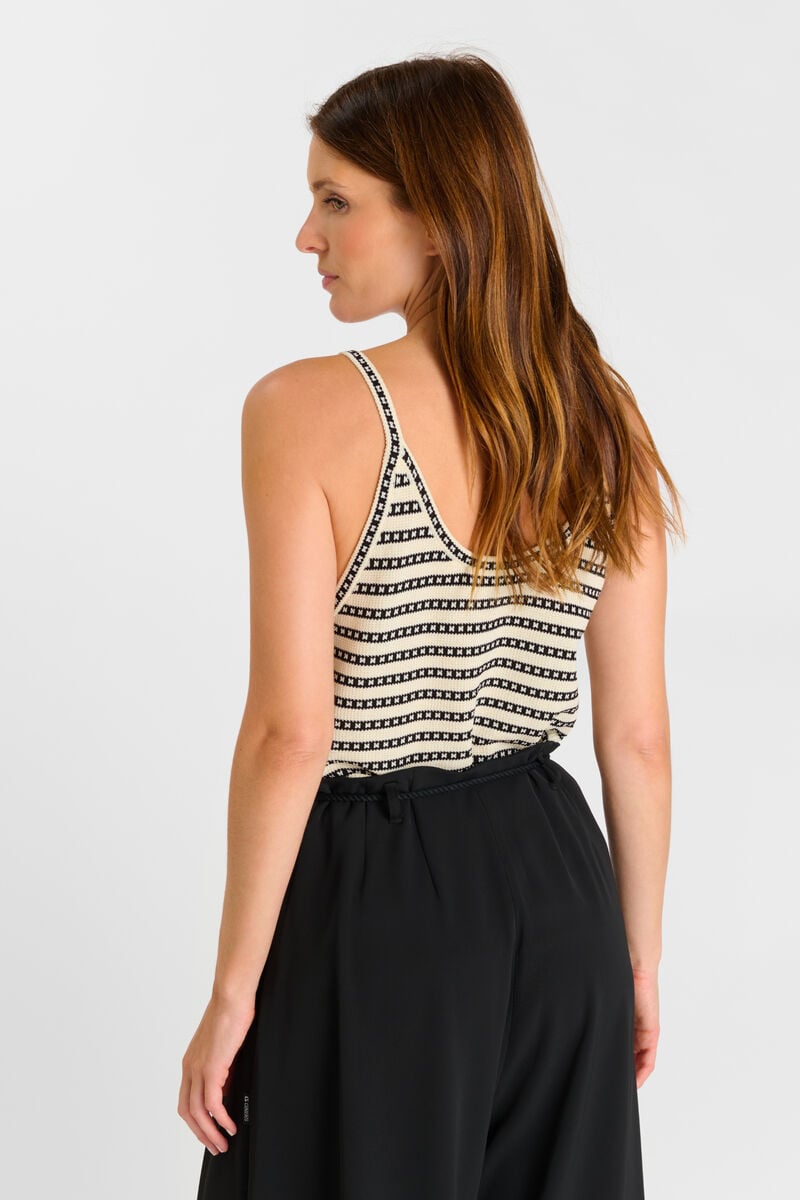 Vary tank top