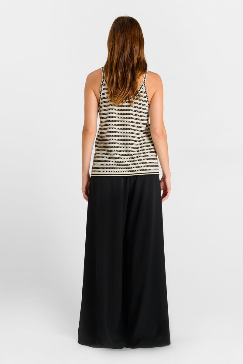 Vary tank top
