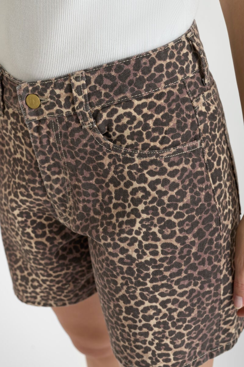 Muda denim shorts