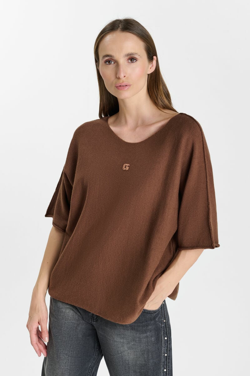 Dewa sweater