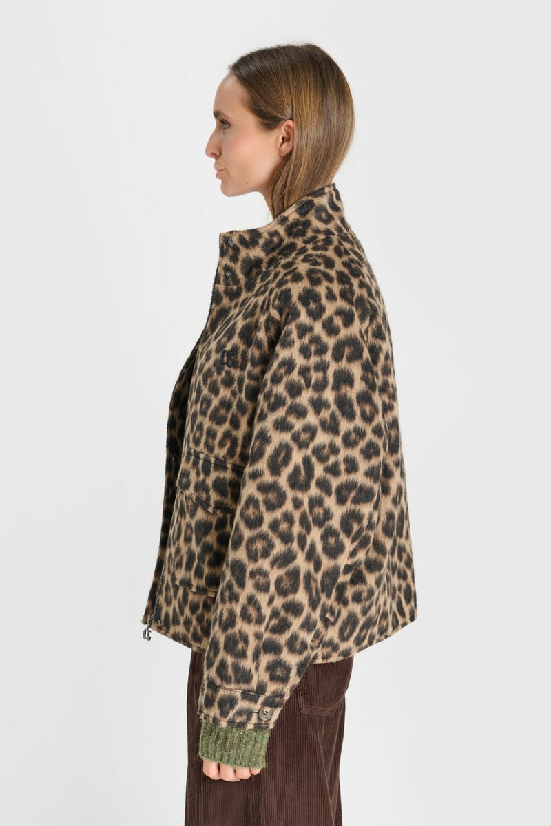 Zole jacket
