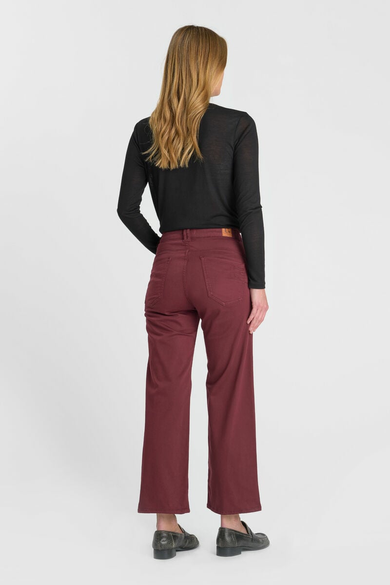 Wide leg trousers
