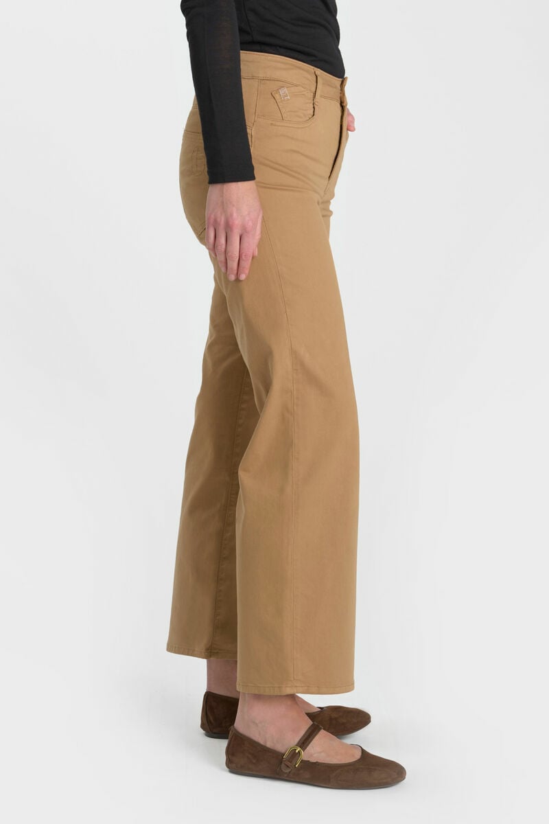 Wide-leg trousers