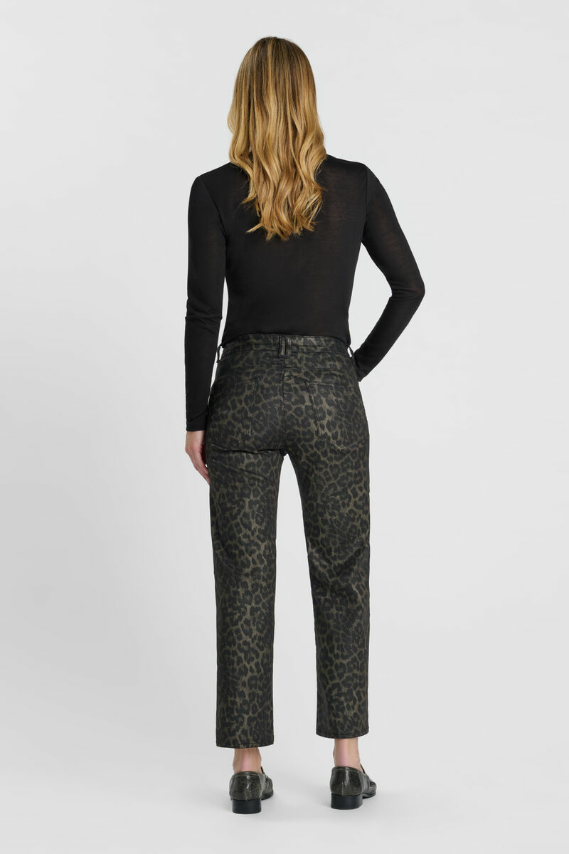 Wide-leg trousers