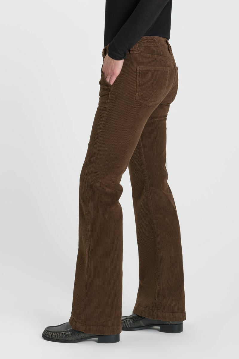 Velvet trousers