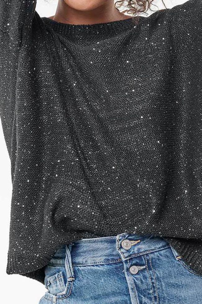 Makae black pullover