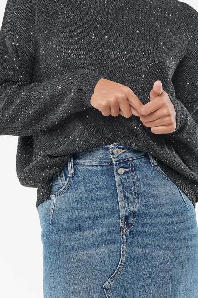 Makae black pullover