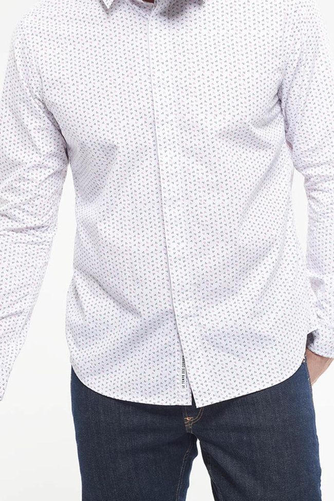 Casul white shirt with decorative patterns