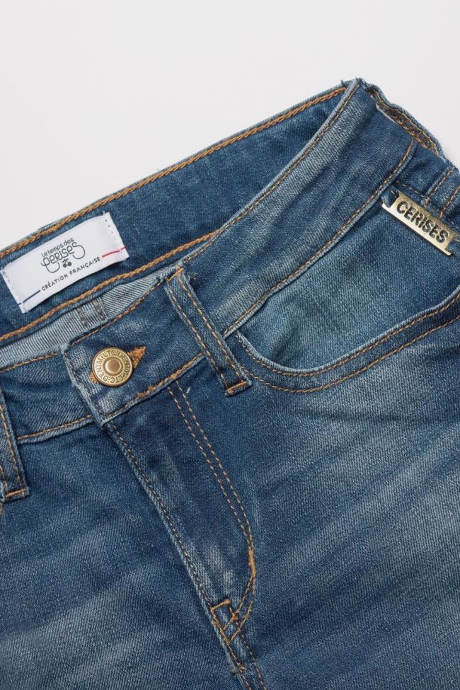 Stonewashed blue Vita capri pants