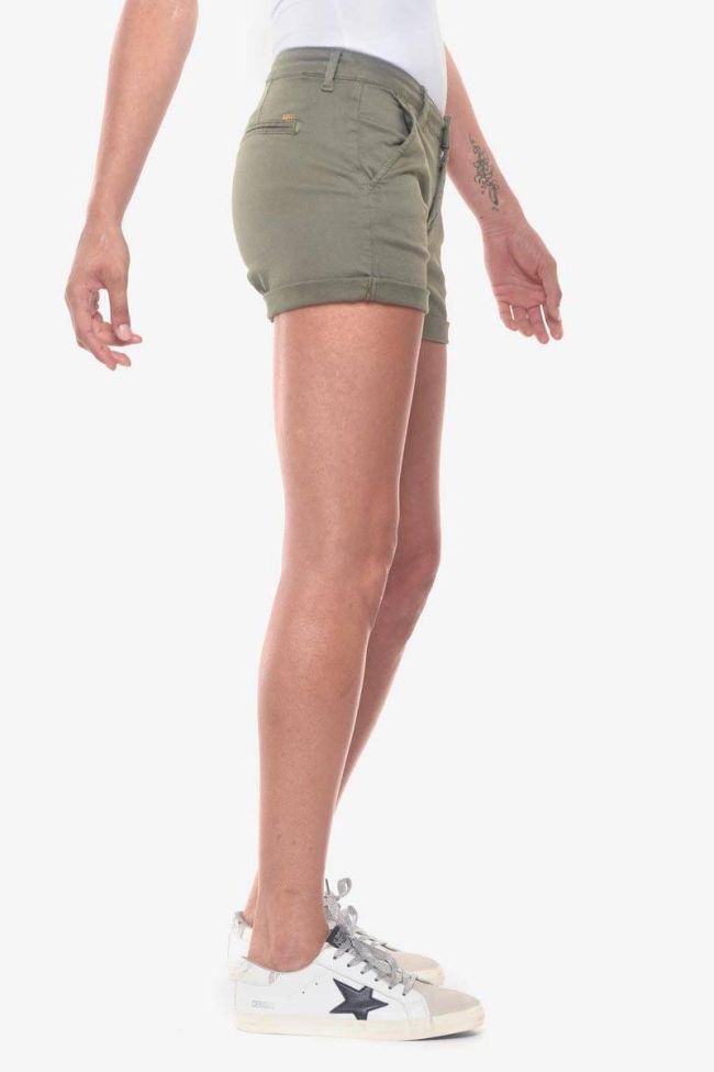 Khaki Live shorts