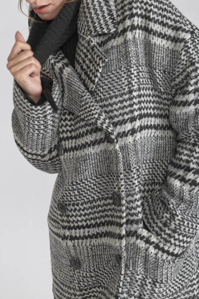 Black and white houndstooth Darlene coat