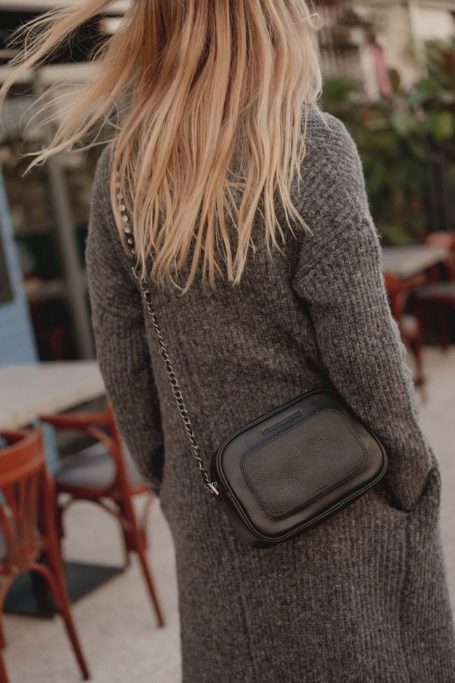 Lou bag in black grained leather