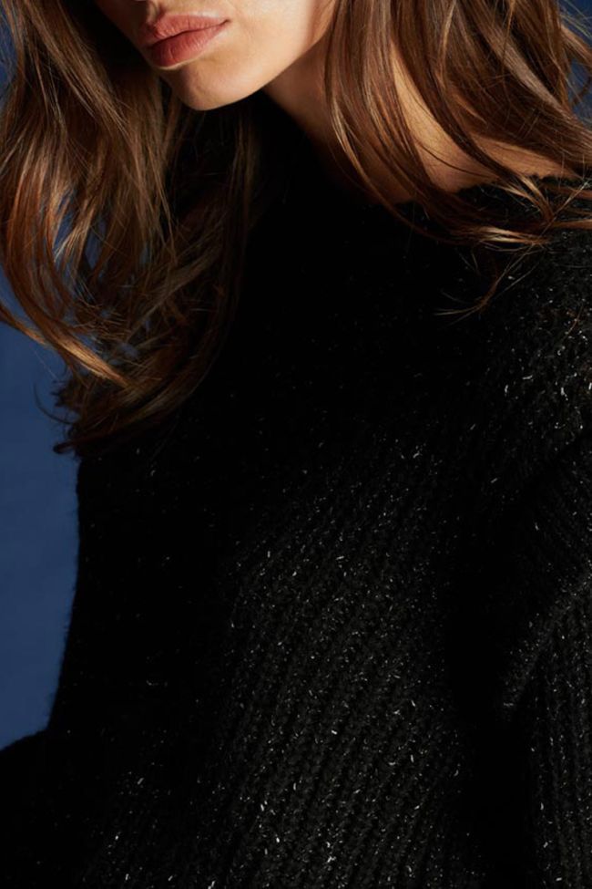 Black Oster pullover