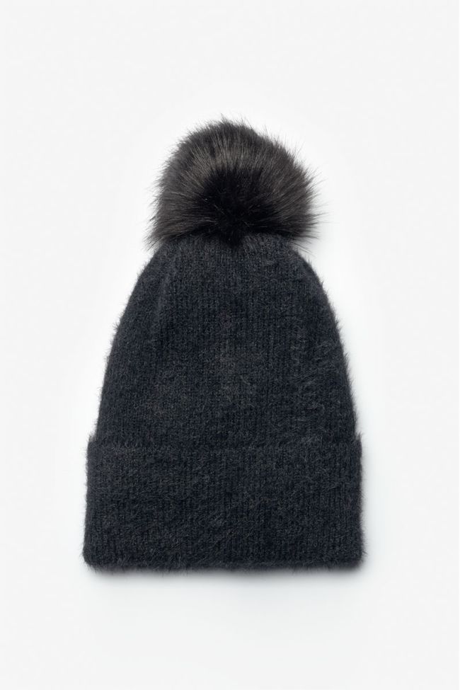 Black Moesa beanie