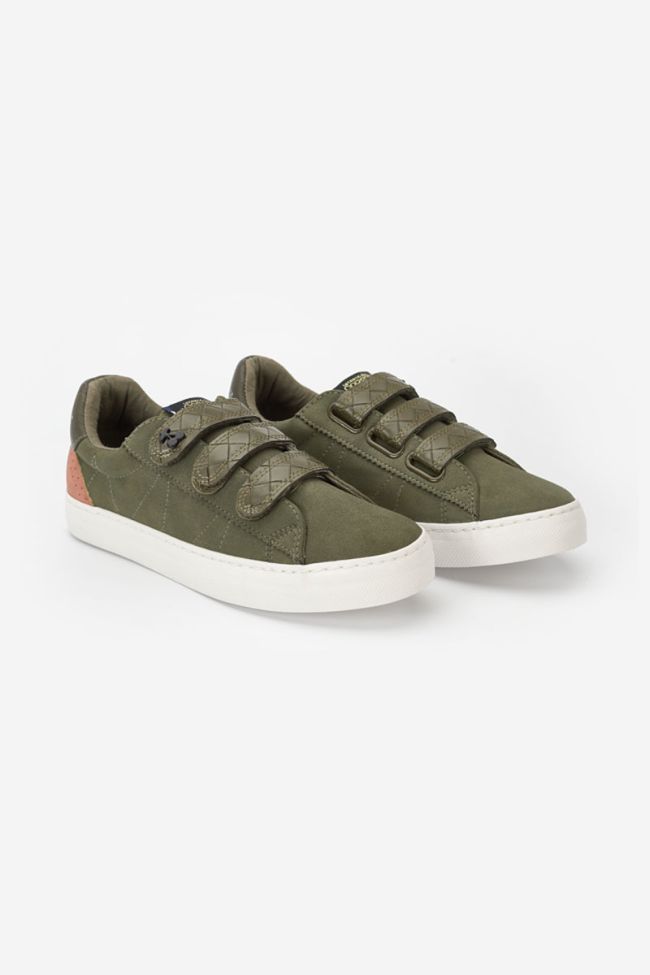 Vic khaki trainers