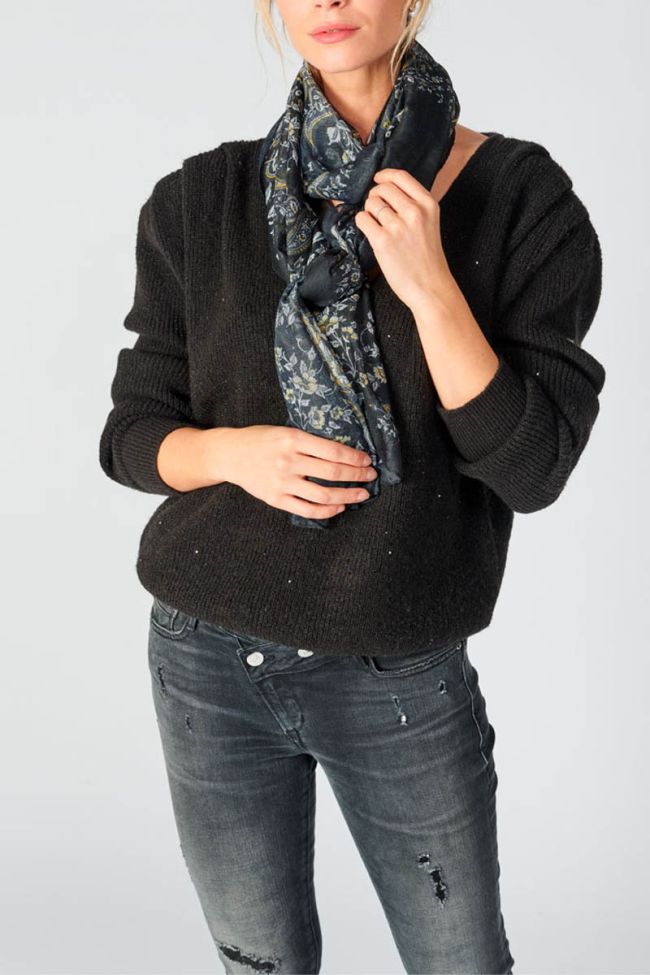 Black patterned Zuzana scarf