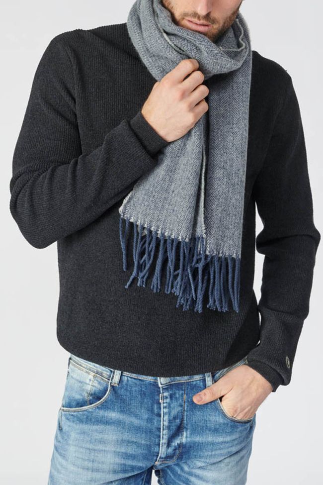 Navy blue herringbone Vanel scarf