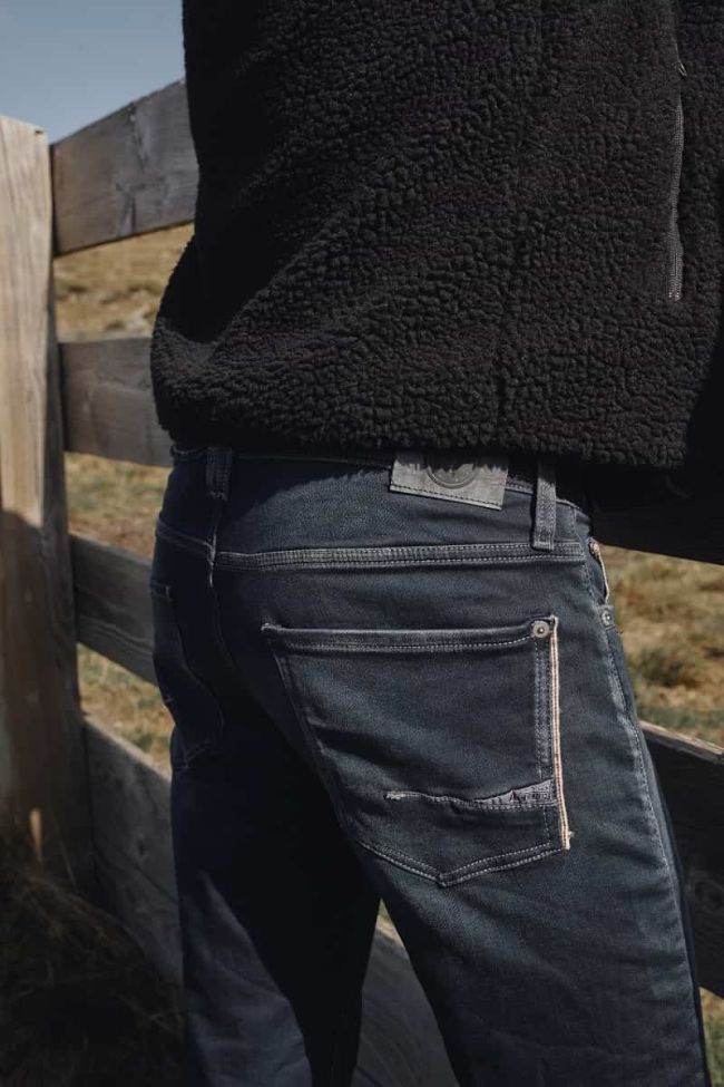 Jeans jogg 700/11 adjusted blue-black N°3