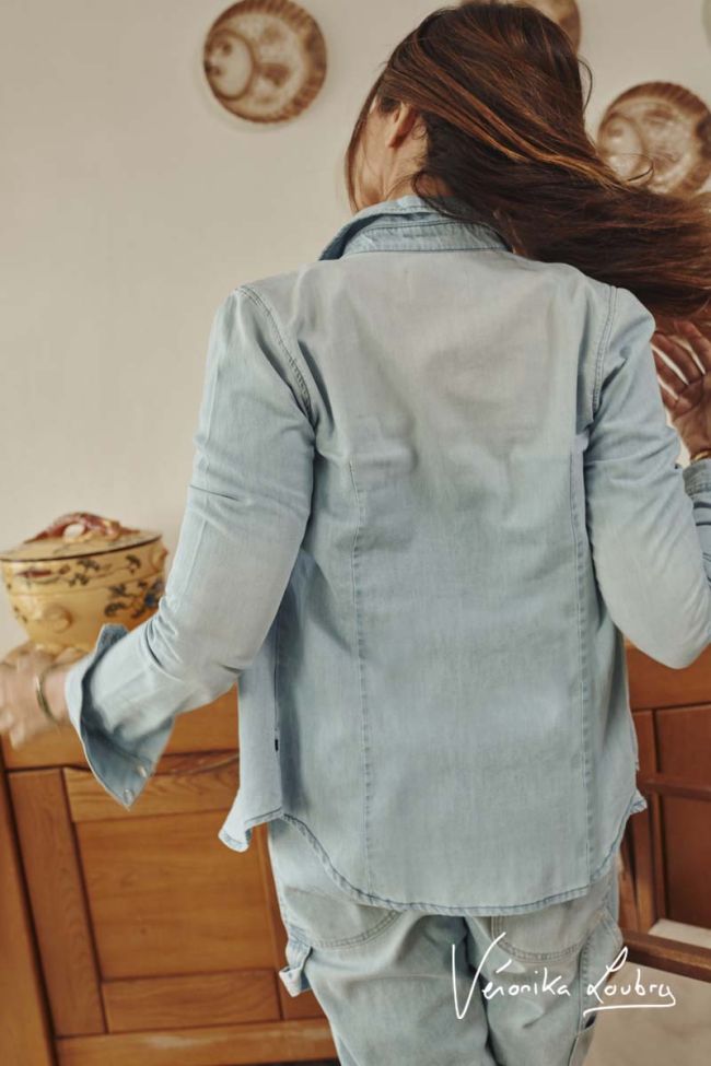Nude blue jeans shirt by Véronika Loubry
