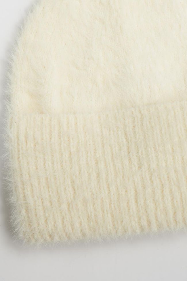 Cream Hilla beanie