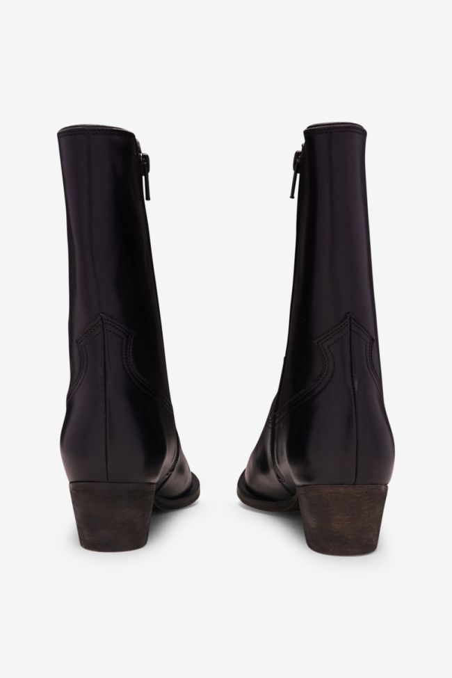 Black Austin ankle boots