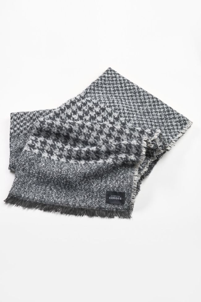 Chiripo scarf with black and white pattern