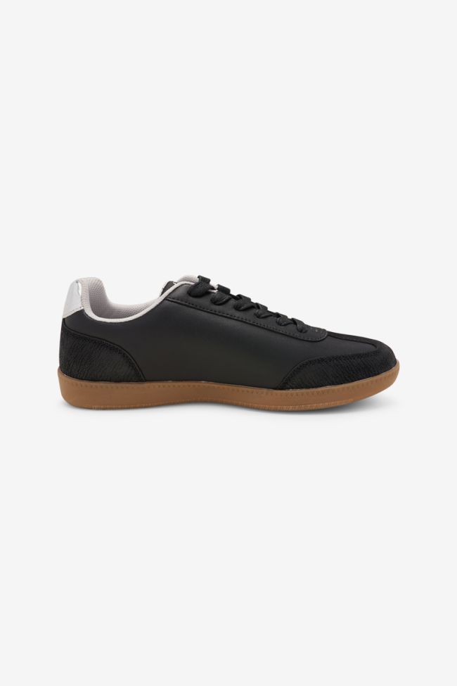 Black Palma sneakers