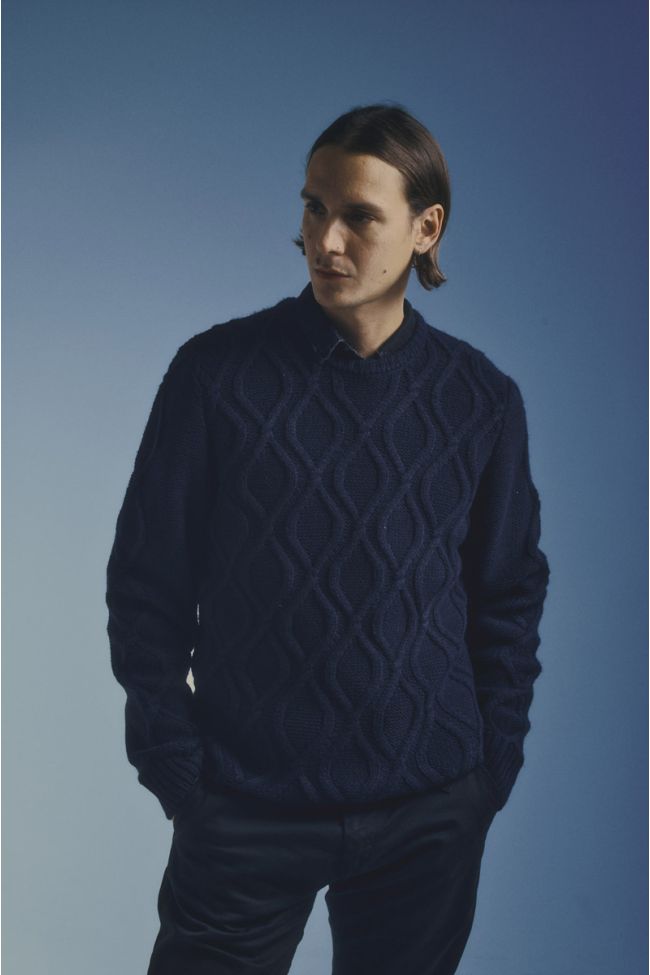 Flesio navy sweater