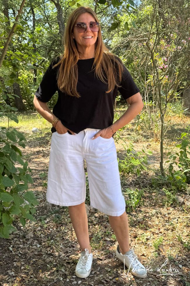 Anaïs Bermuda shorts in white denim by Véronika Loubry