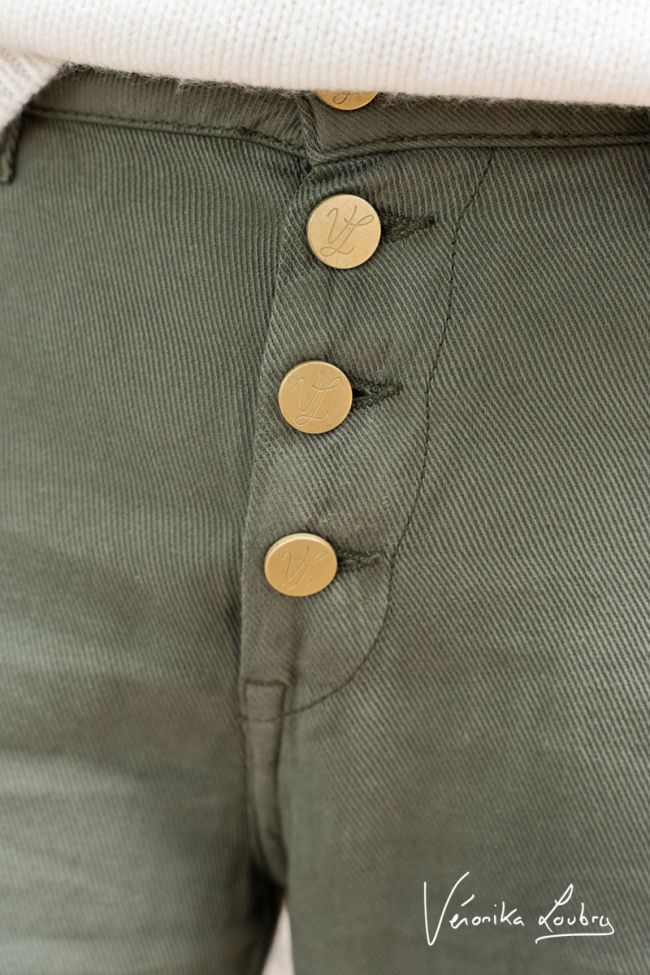 James 400/60 girlfriend by Véronika Loubry high-waisted jeans khaki tencel